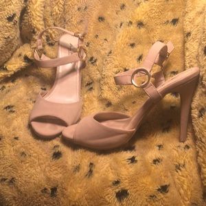 Anne Michelle tan suede open toe heel